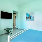 Old Boat Double 4 * ניקיאנה