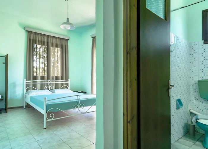 Old Boat Double 4 Апартаменты Никиана